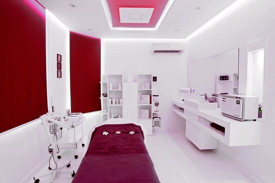 Roots Hair Salon Doha
